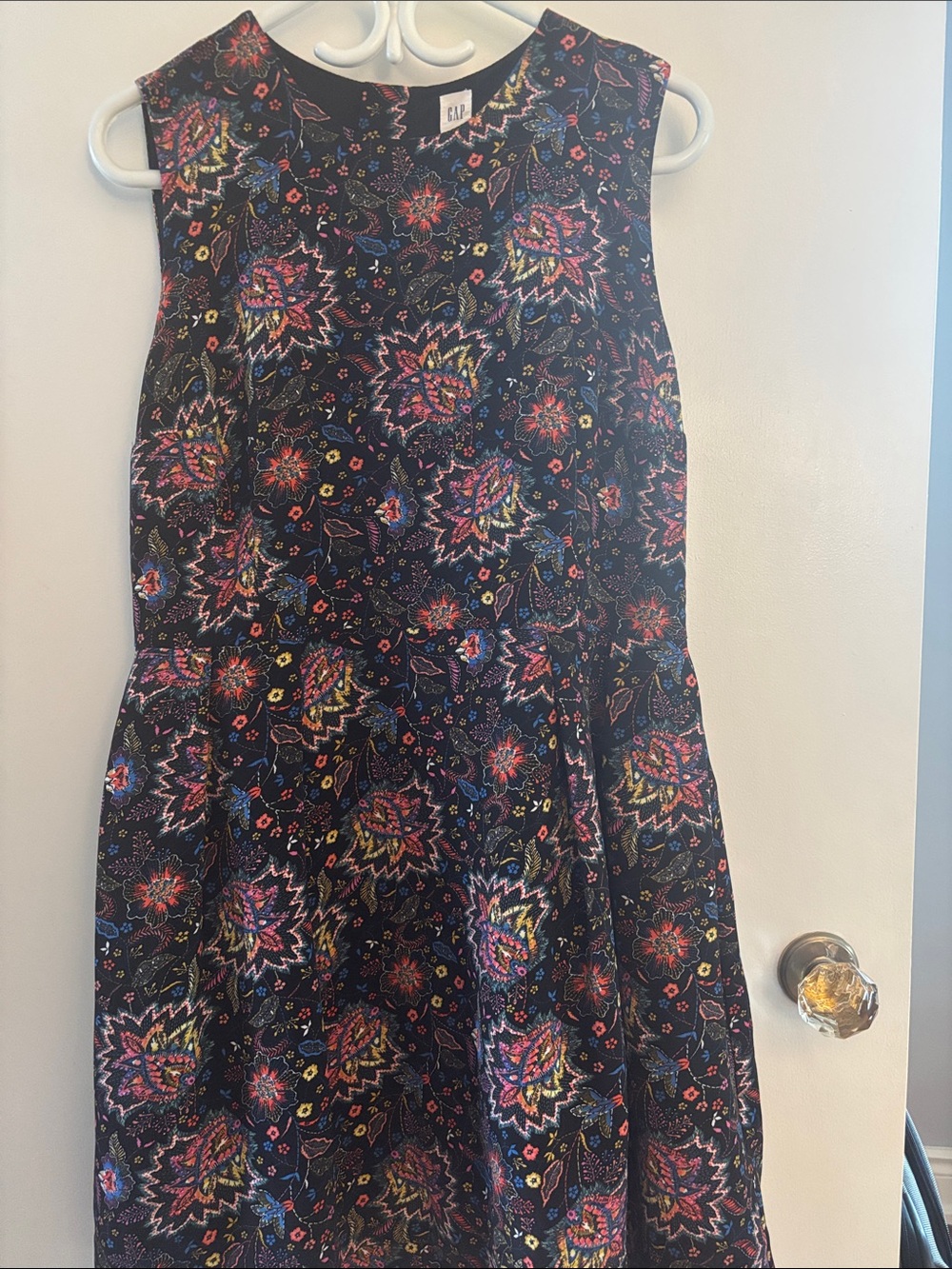 GAP Black Sleeveless Floral Paisley Fit & Flare Dress